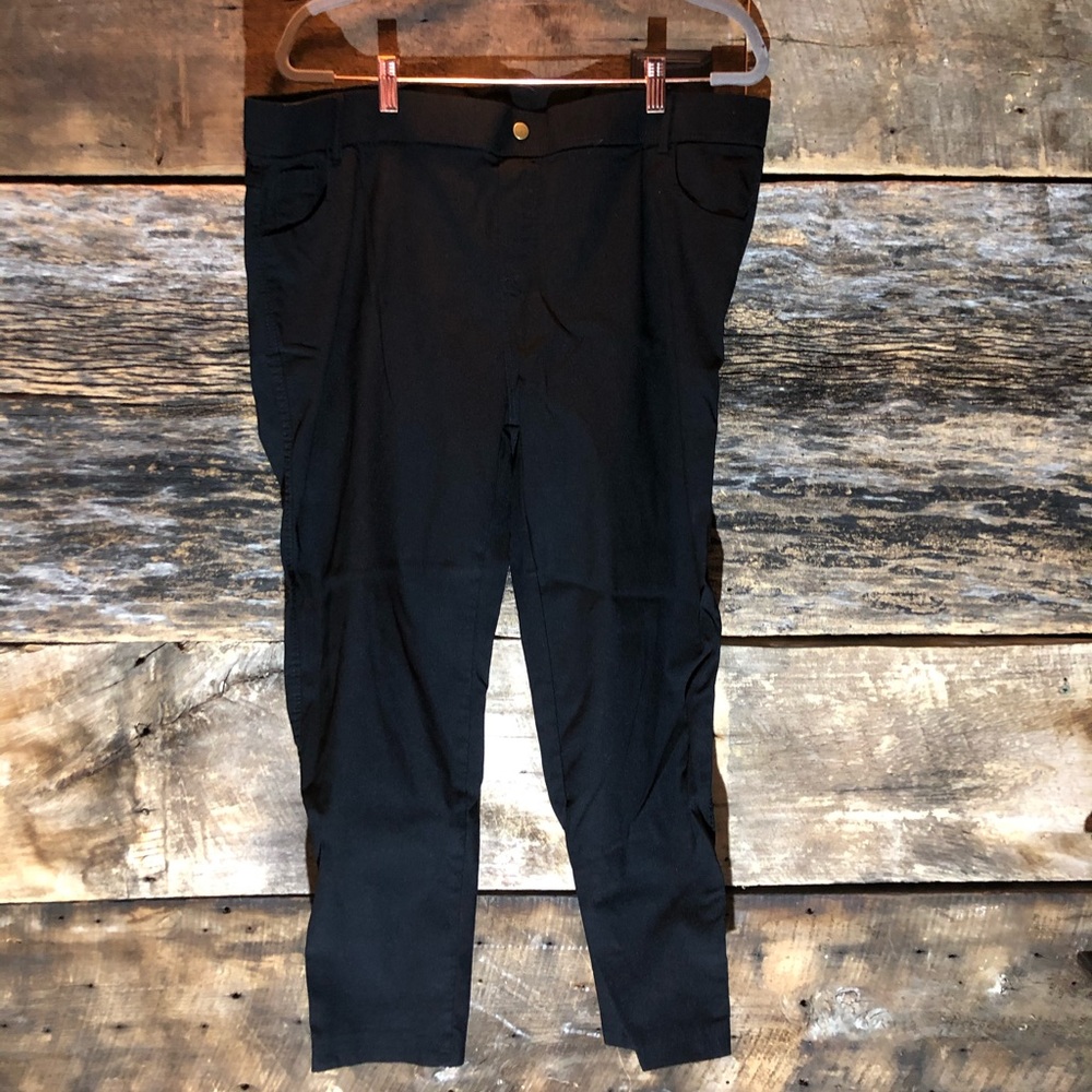 Amaryllis black dress pants